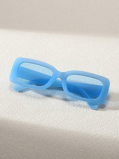 Fashionable Retro Style Sunglasses for Summer