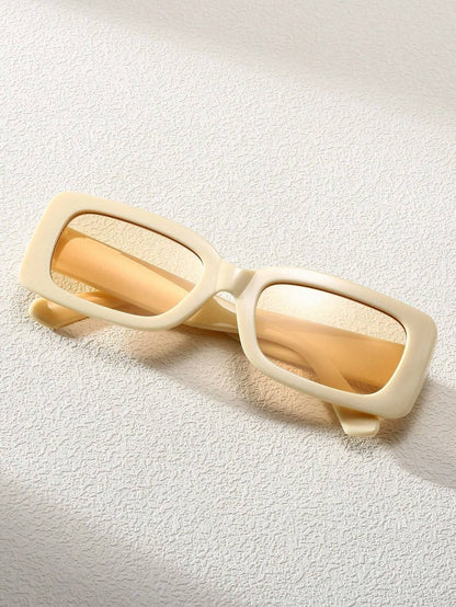 Fashionable Retro Style Sunglasses for Summer