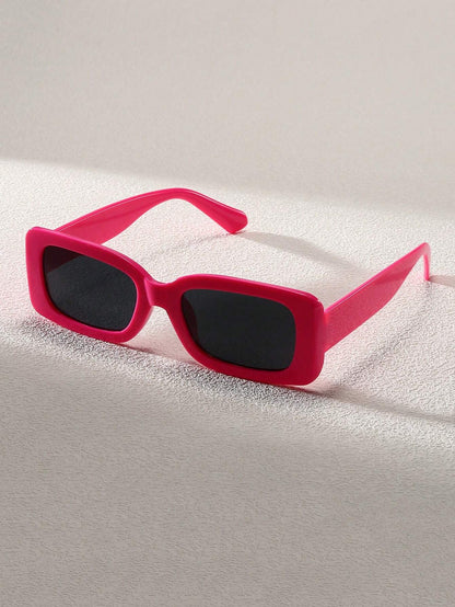 Fashionable Retro Style Sunglasses for Summer