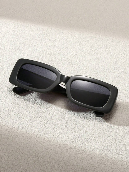 Fashionable Retro Style Sunglasses for Summer