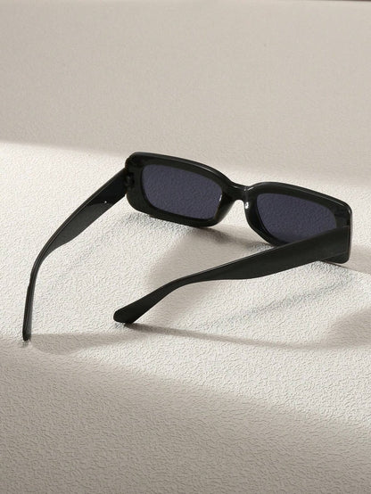 Fashionable Retro Style Sunglasses for Summer