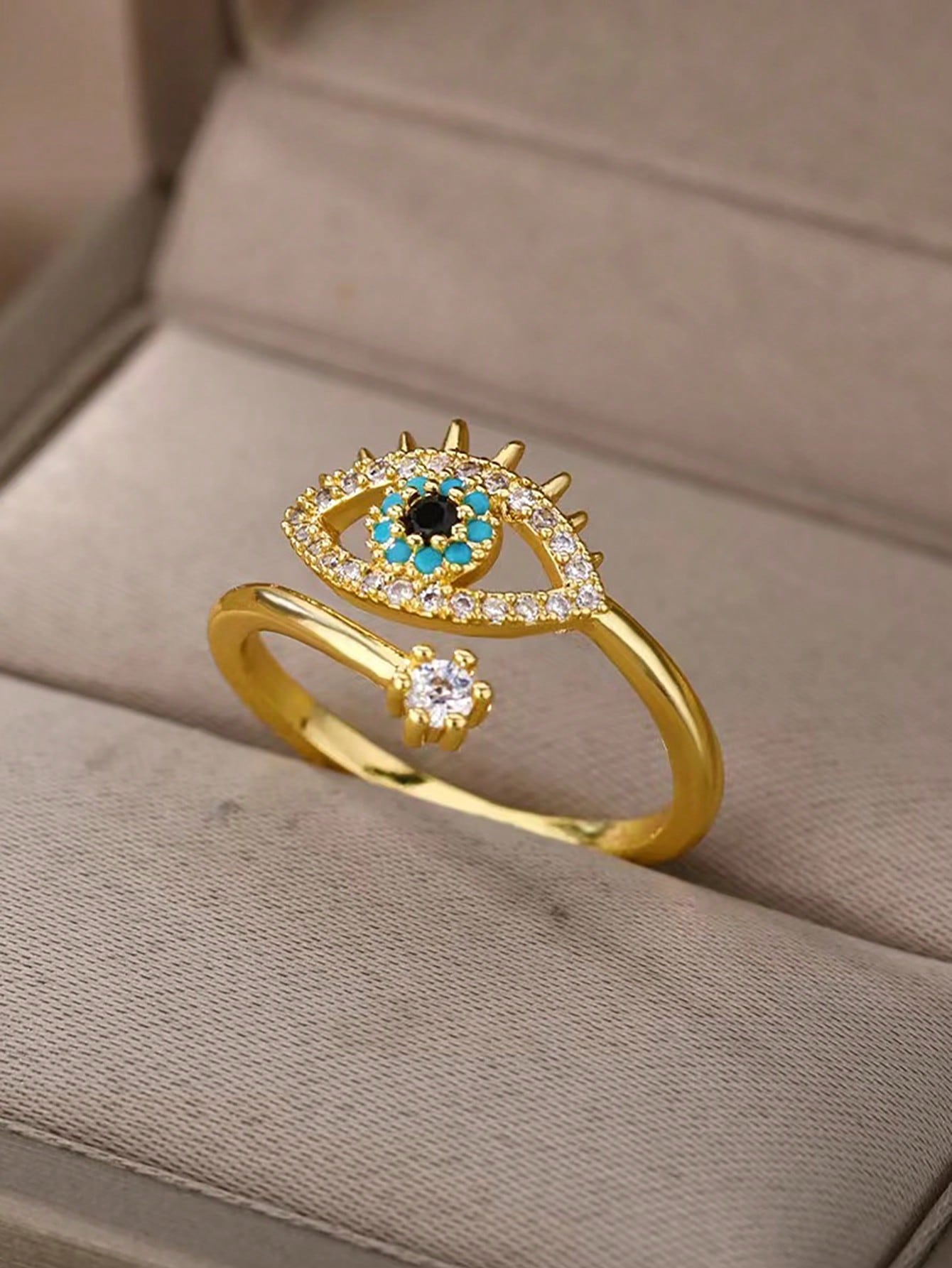 Egyptian Eye Zirconia Ring